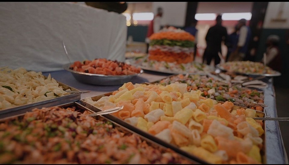 Make it all with laxuries touch